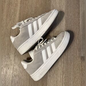 Women’s Adidas shoes. Size 6.